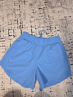 Under Armour Athletic Shorts Womens Blue Size M NWOT